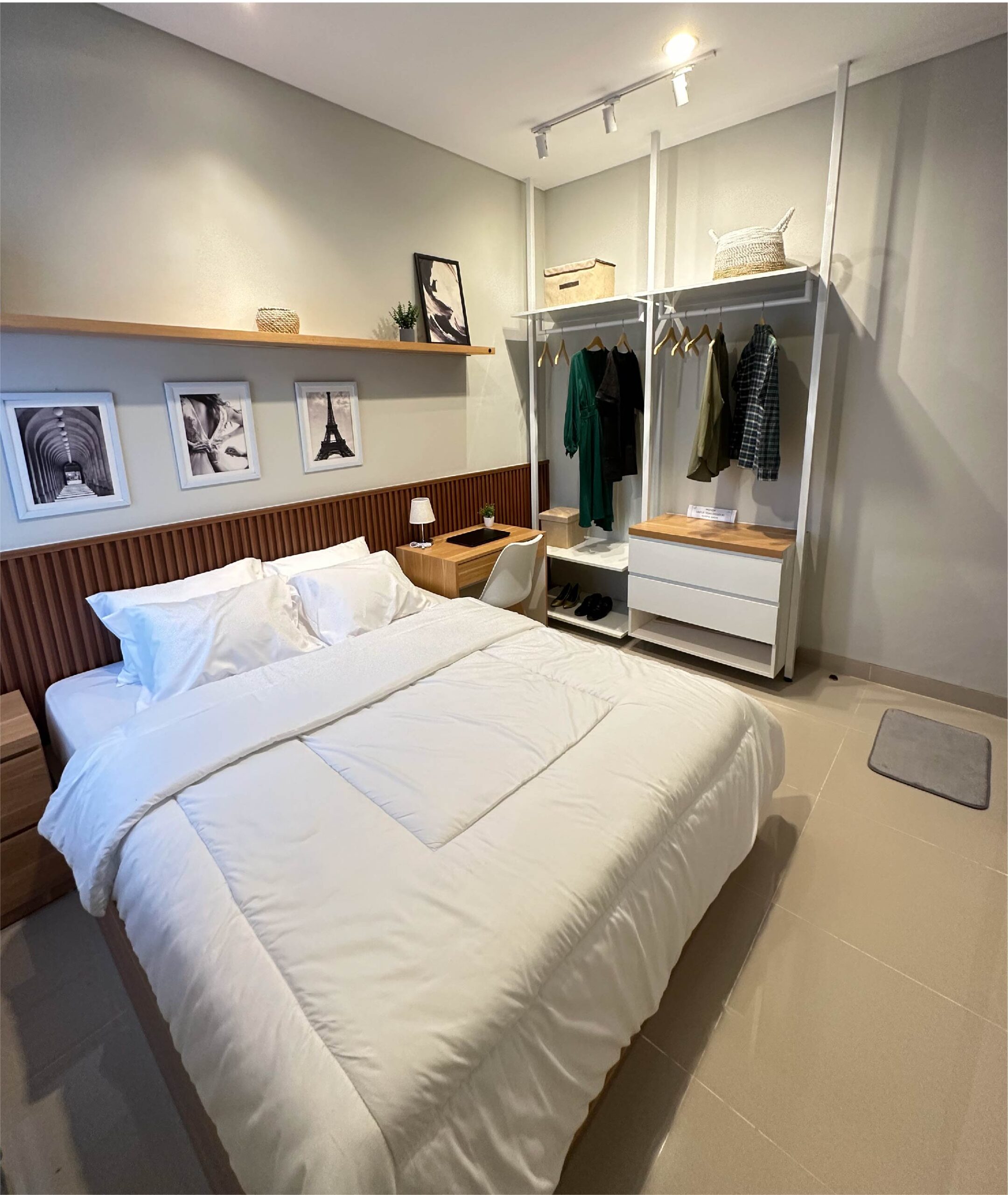 Master Bedroom 45/72